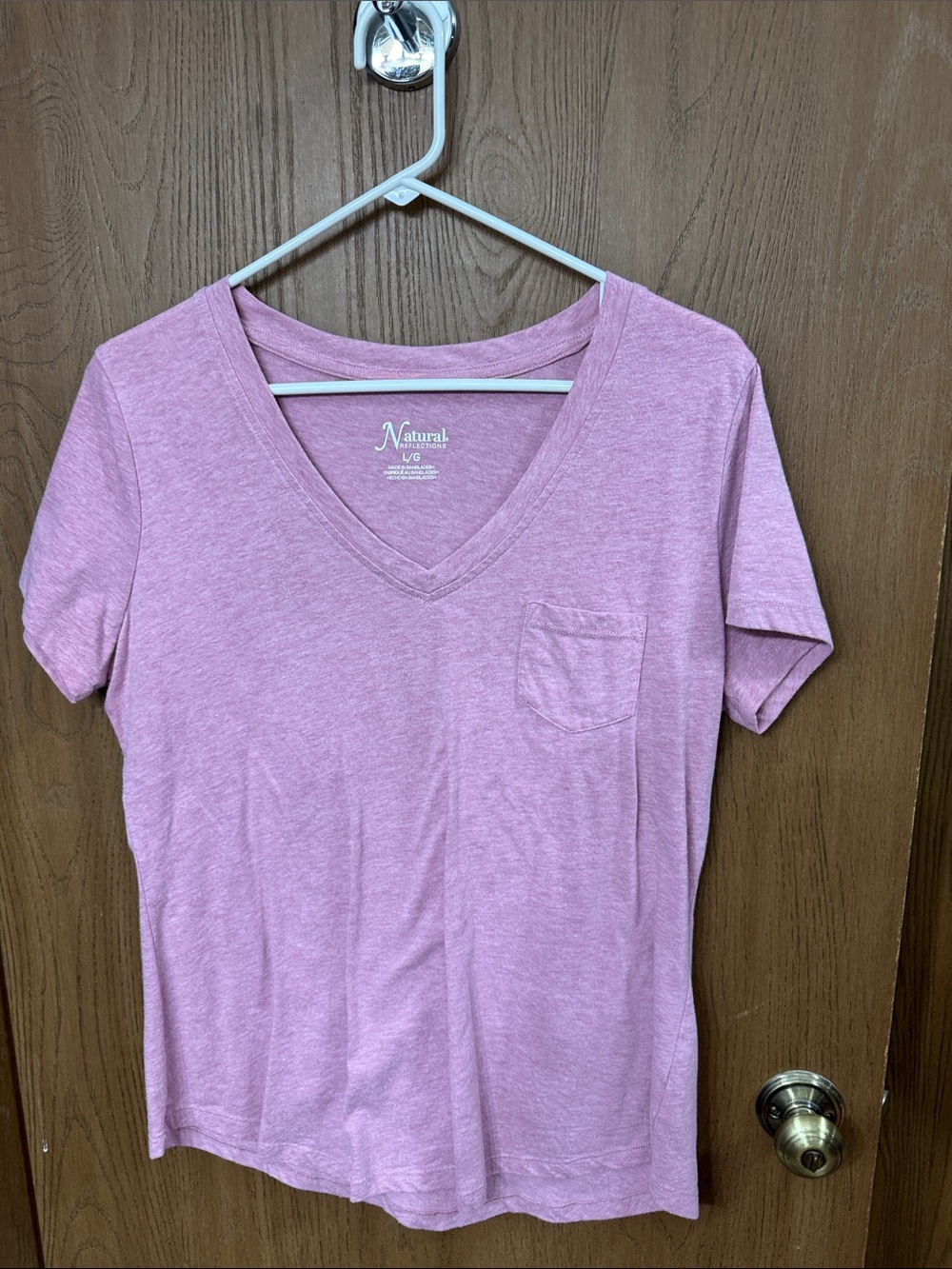 Women's Pink V-Neck Pocket T-Shirt